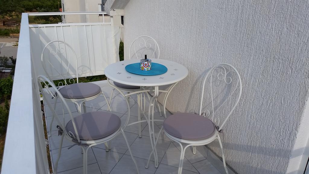 Apartments Sanja Trogir Ngoại thất bức ảnh