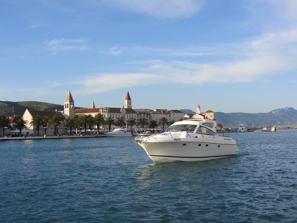 Apartments Sanja Trogir Ngoại thất bức ảnh