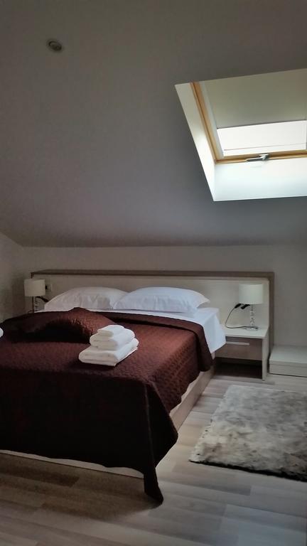 Apartments Sanja Trogir Ngoại thất bức ảnh