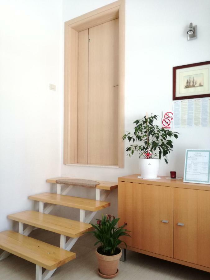 Apartments Sanja Trogir Ngoại thất bức ảnh