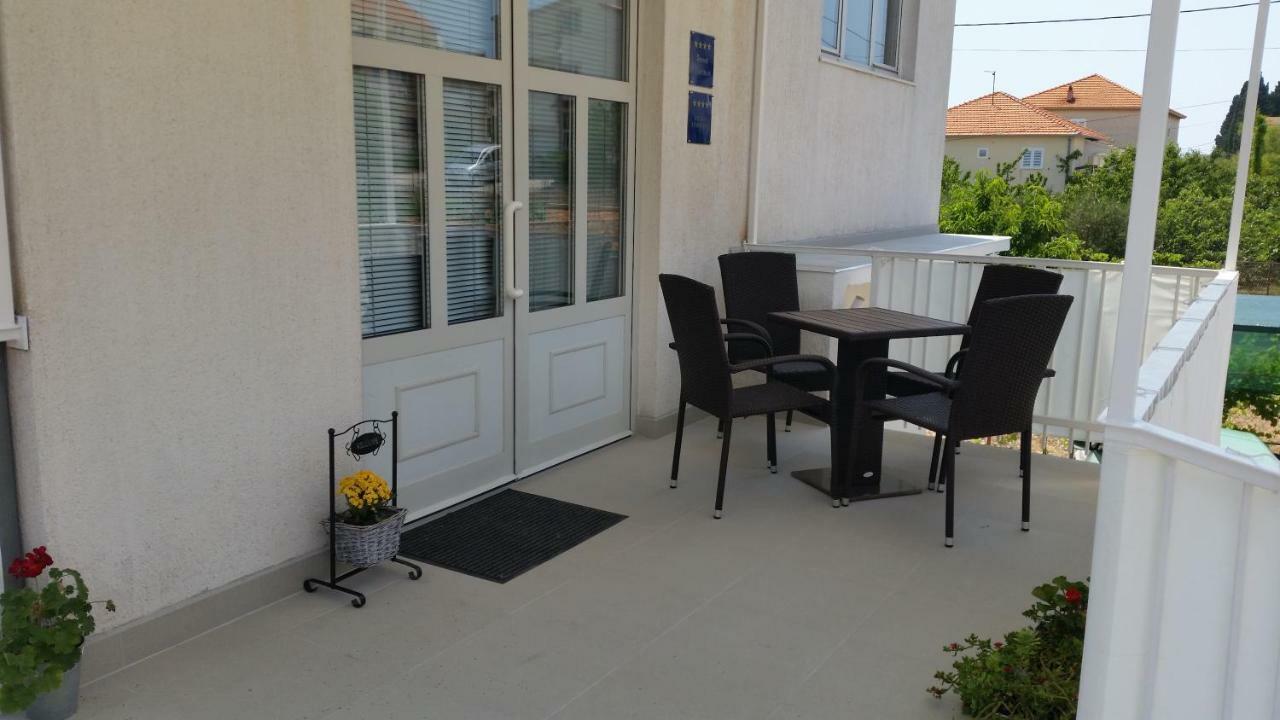 Apartments Sanja Trogir Ngoại thất bức ảnh